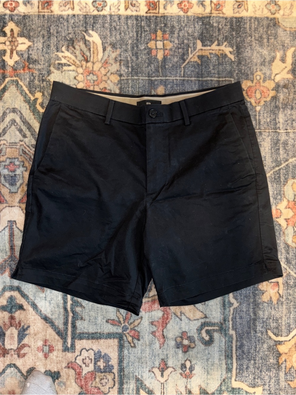 Banana Republic Men's Black Flat-Front Shorts